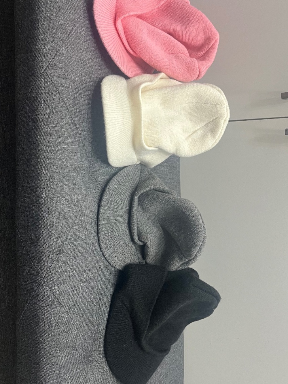 set 4 winter caps with brim beanie hats